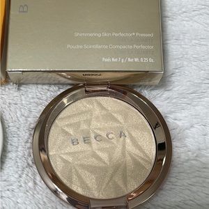 Becca Vanilla Quartz